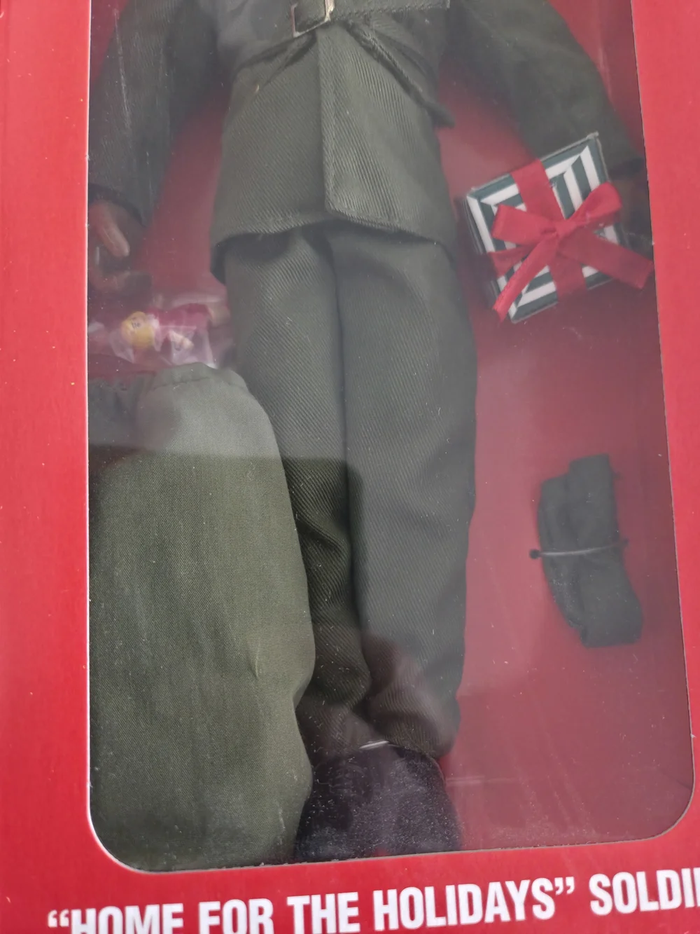Hasbro G.I. Joe Home for the Holidays Soldier - Green & Red Accents